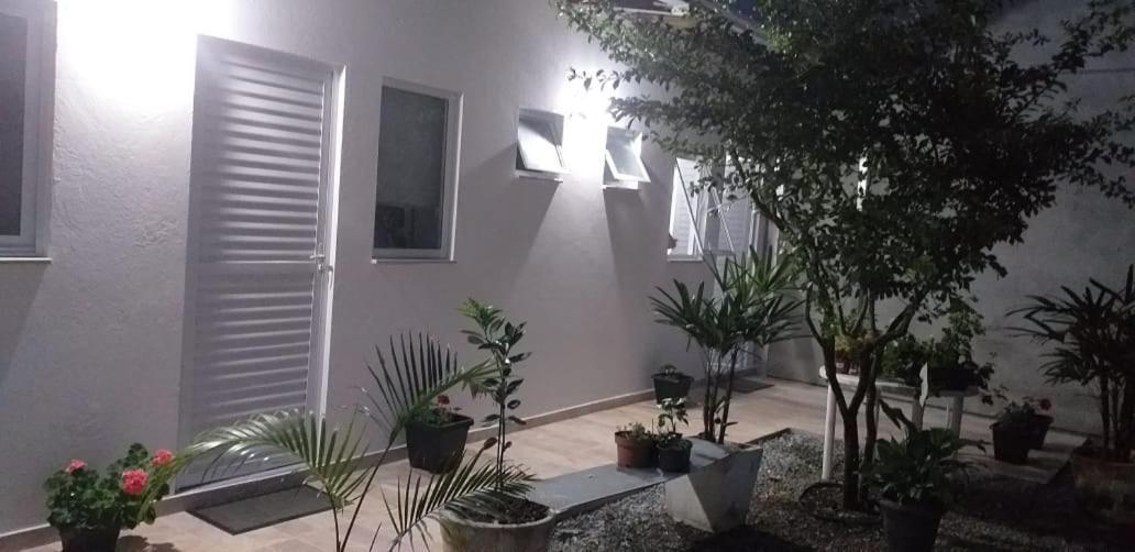 Апартаменти Pousada Casa Verde - Quartos Individuais - Smart Tv 32 - E Banheiro Privativo Ітажаї Екстер'єр фото