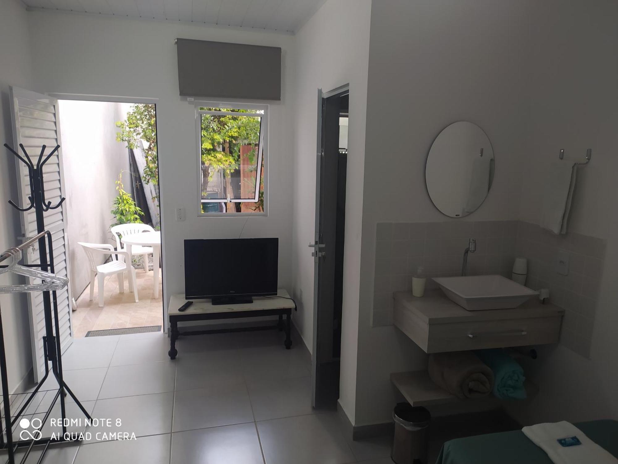 Апартаменти Pousada Casa Verde - Quartos Individuais - Smart Tv 32 - E Banheiro Privativo Ітажаї Номер фото