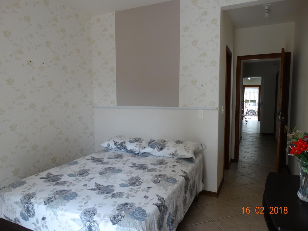 Апартаменти Pousada Casa Verde - Quartos Individuais - Smart Tv 32 - E Banheiro Privativo Ітажаї Екстер'єр фото