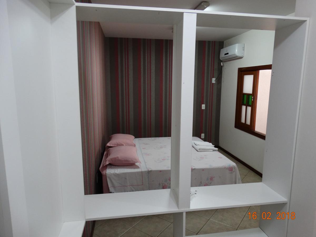 Апартаменти Pousada Casa Verde - Quartos Individuais - Smart Tv 32 - E Banheiro Privativo Ітажаї Екстер'єр фото