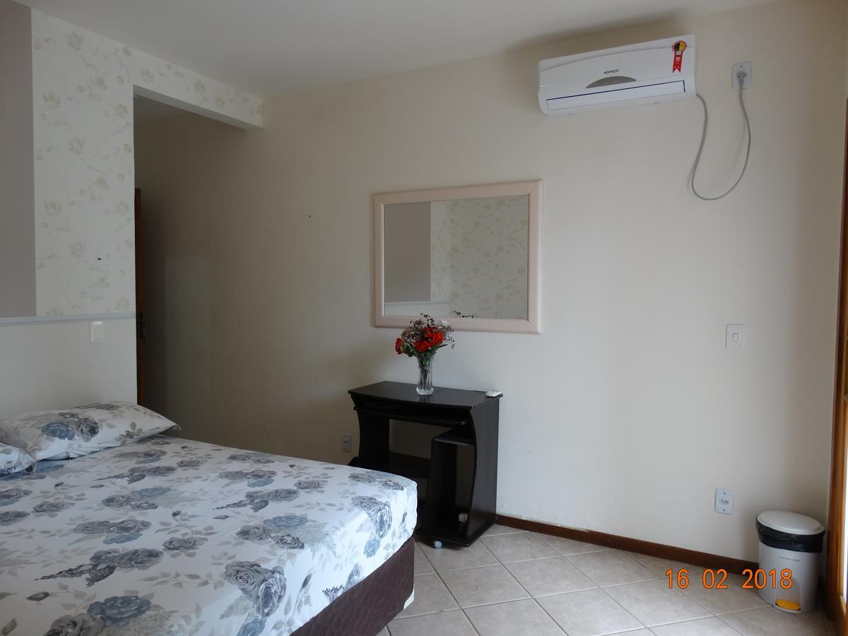 Апартаменти Pousada Casa Verde - Quartos Individuais - Smart Tv 32 - E Banheiro Privativo Ітажаї Екстер'єр фото